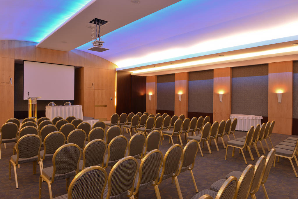 Coral Beirut Al Hamra Hotel 외부 사진
