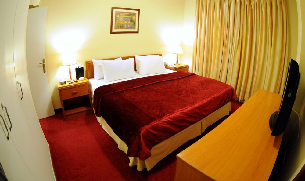 Coral Beirut Al Hamra Hotel 외부 사진