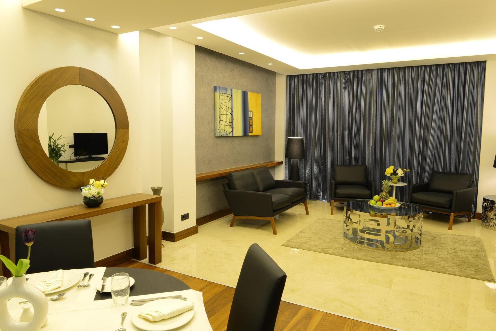 Coral Beirut Al Hamra Hotel 외부 사진