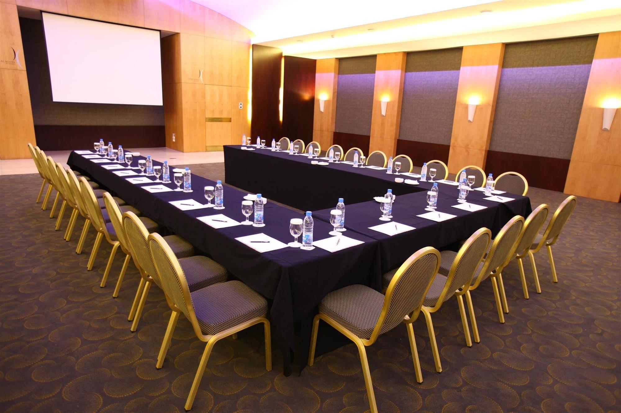 Coral Beirut Al Hamra Hotel 외부 사진