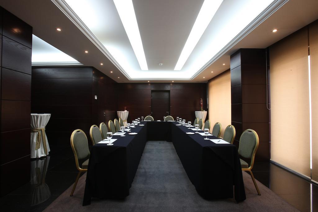 Coral Beirut Al Hamra Hotel 외부 사진