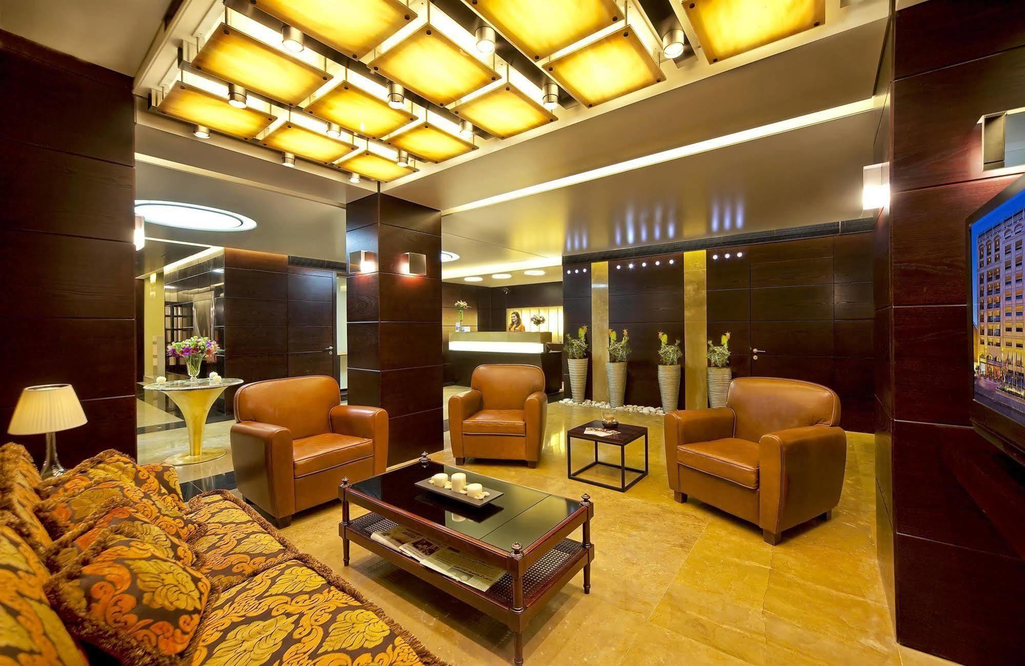 Coral Beirut Al Hamra Hotel 내부 사진