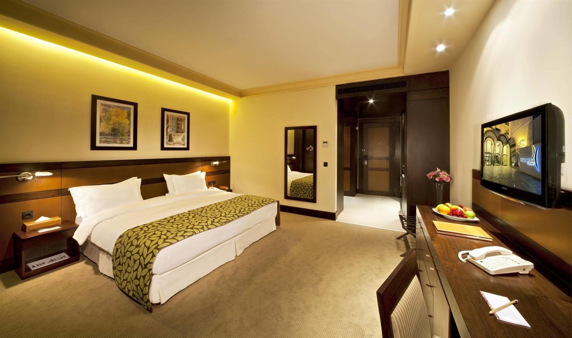 Coral Beirut Al Hamra Hotel 객실 사진